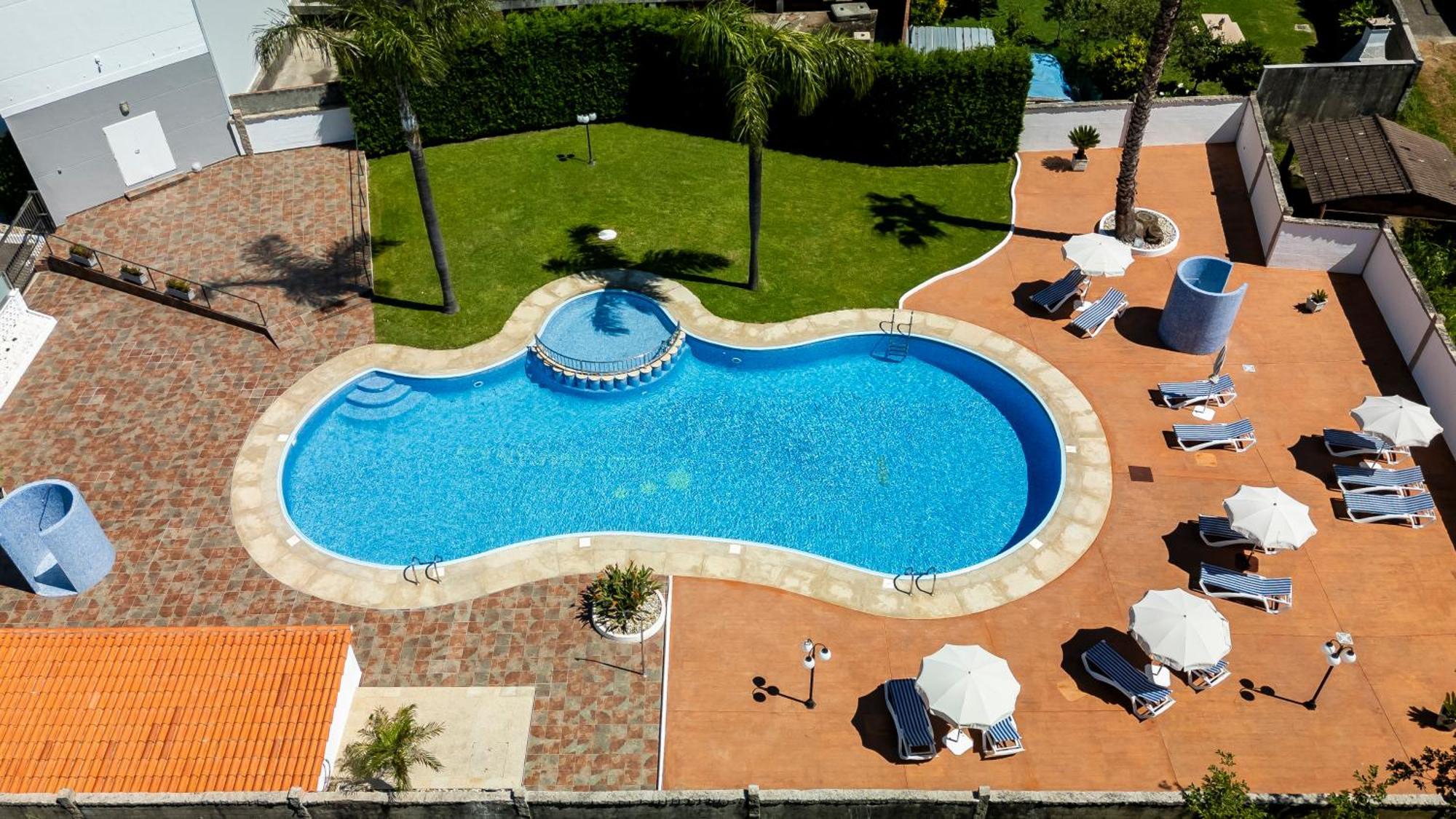 Hotel Los Naranjos A Revolta Zewnętrze zdjęcie